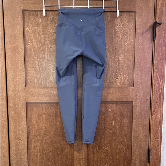 Old Navy Active Navy Leggings - Picture 3 of 3